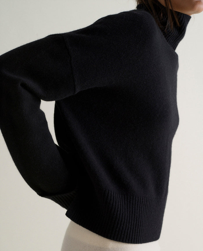 Black - Women's Cashmere Merino High Neck Jumper