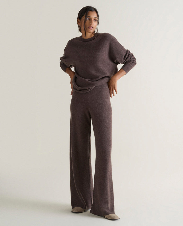 Chocolate - Women's Finest Cashmere Sweatshirt