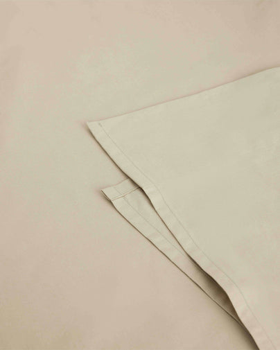 colour_White