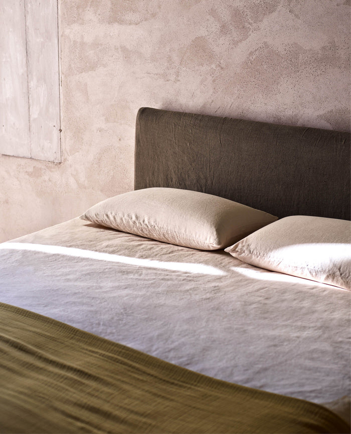 Bruised Peach - Relaxed & Refined Linen Fitted Sheet