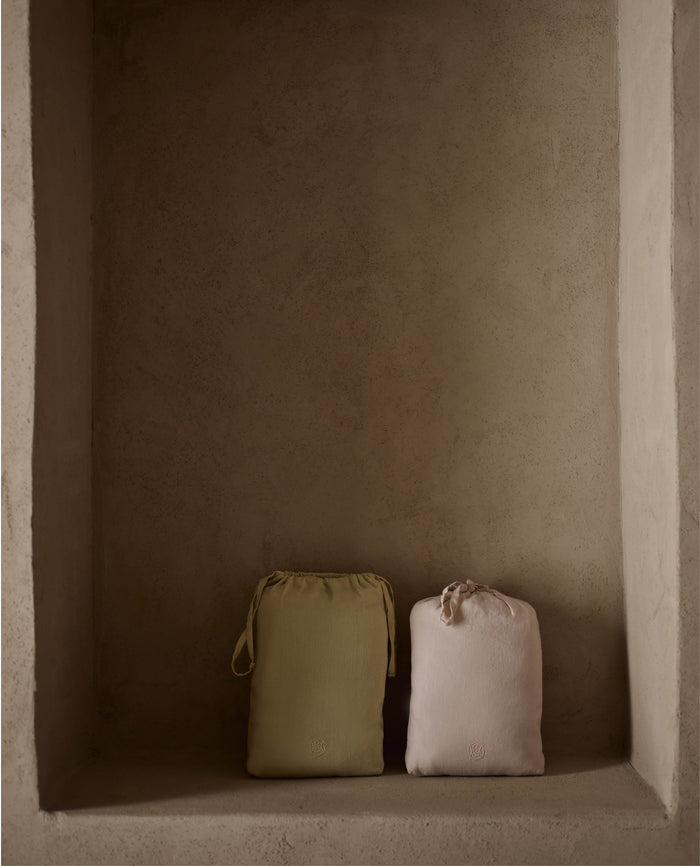 Bruised Peach - Relaxed & Refined Linen Fitted Sheet