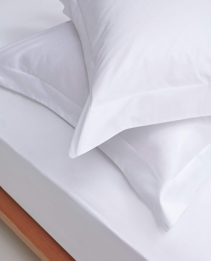 White - The Soft & Smooth Luxury Oxford Pillowcase Set