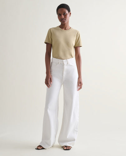 colour_White